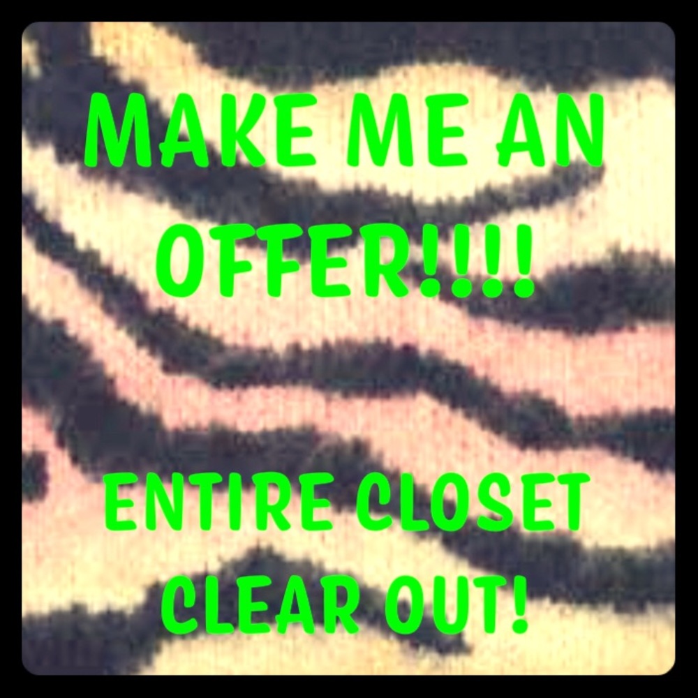 ✨MAKE ME AN OFFER!!! Closet Clear Out Sale!!!! ✨